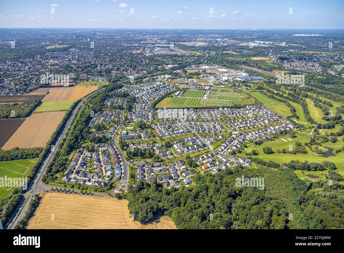 Vista aerea, BVB 09 Centro di allenamento Borussia Dortmund su Adi-Preißler-Allee, campi da calcio, complesso residenziale Brackeler Feld Hohenbuschei, Brackel, Foto Stock