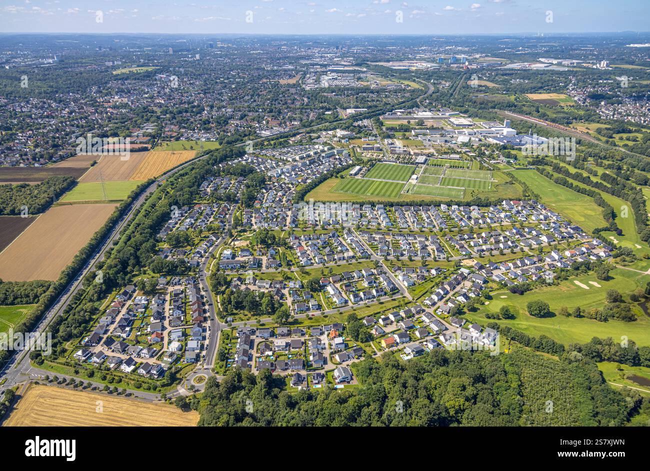 Vista aerea, BVB 09 Centro di allenamento Borussia Dortmund su Adi-Preißler-Allee, campi da calcio, complesso residenziale Brackeler Feld Hohenbuschei, Brackel, Foto Stock