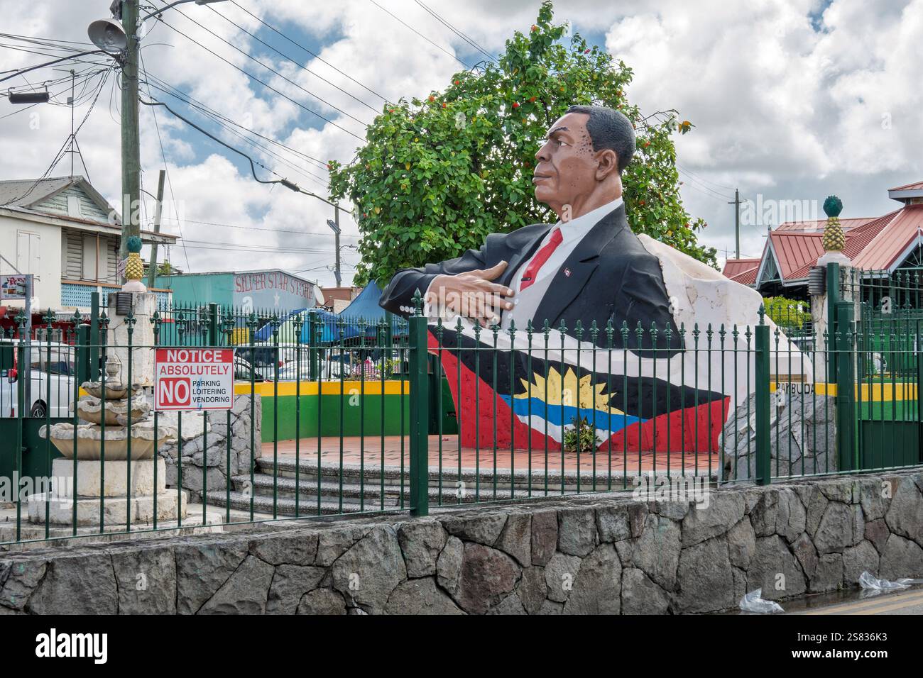 VC Bird Monument a St. John's, Antigua e Barbuda, Vere Cornwall Bird, il primo primo primo ministro del Paese Foto Stock