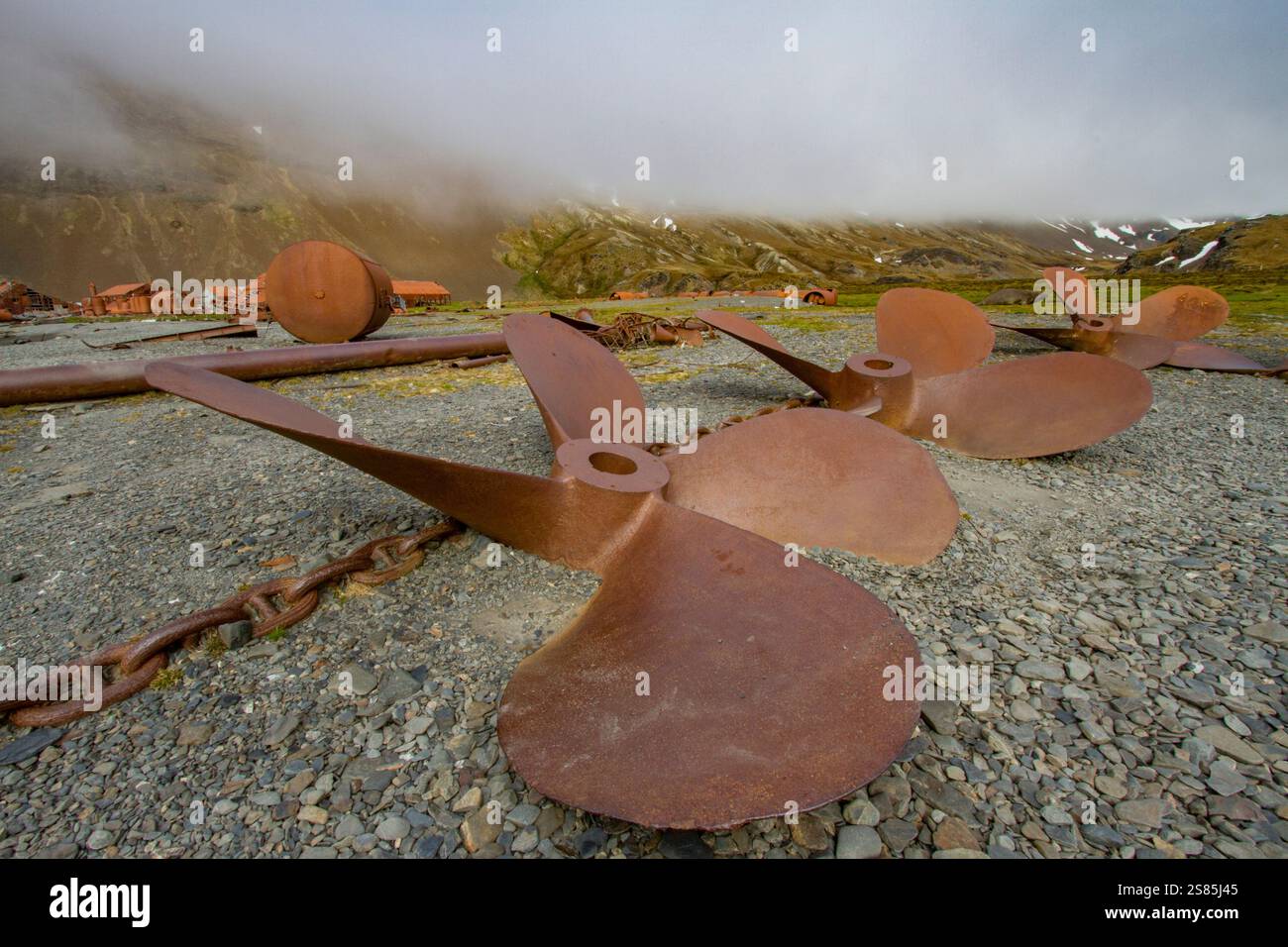 Vista della stazione baleniera abbandonata al porto di Stromness sull'Isola della Georgia del Sud, nell'Oceano meridionale Foto Stock