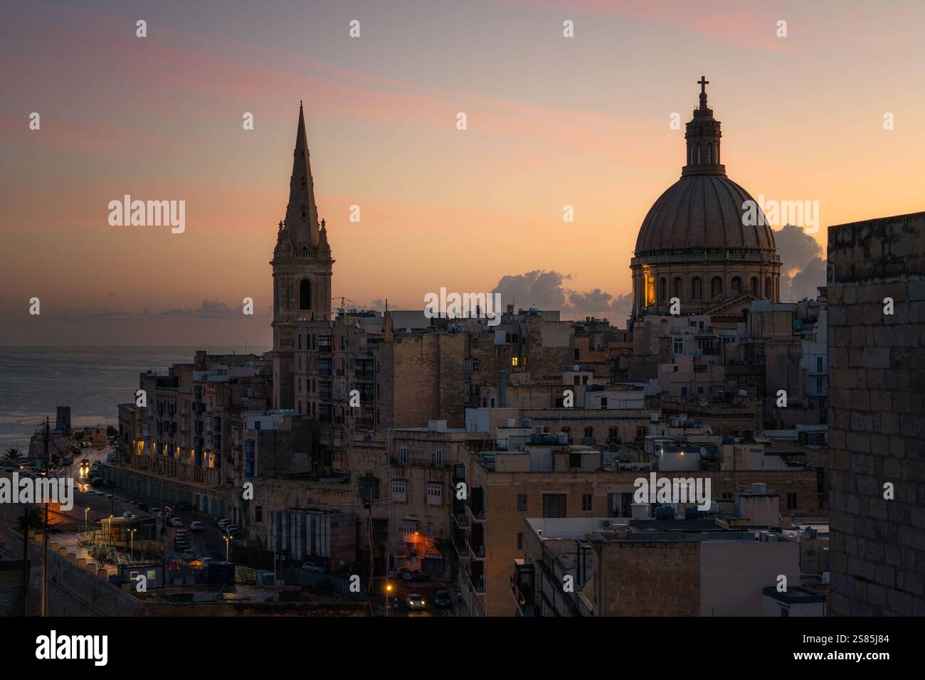 Skyline di la Valletta all'alba, Valletta, Malta Foto Stock