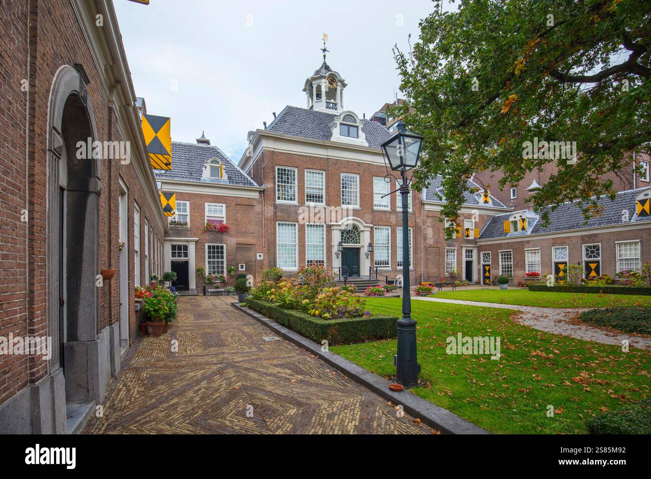 Hofje Van Staats, Haarlem, Olanda settentrionale, Paesi Bassi, Europa Foto Stock