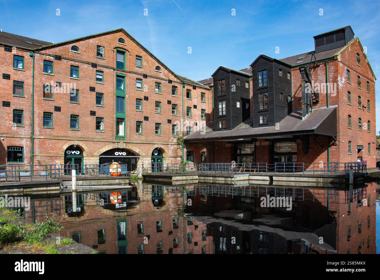 Il Terminal Warehouse costruito nei primi anni '1800, Victoria Quays, originariamente Canal Wharfe, Castle Gate Quarter, Sheffield, Yorkshire, Inghilterra Foto Stock