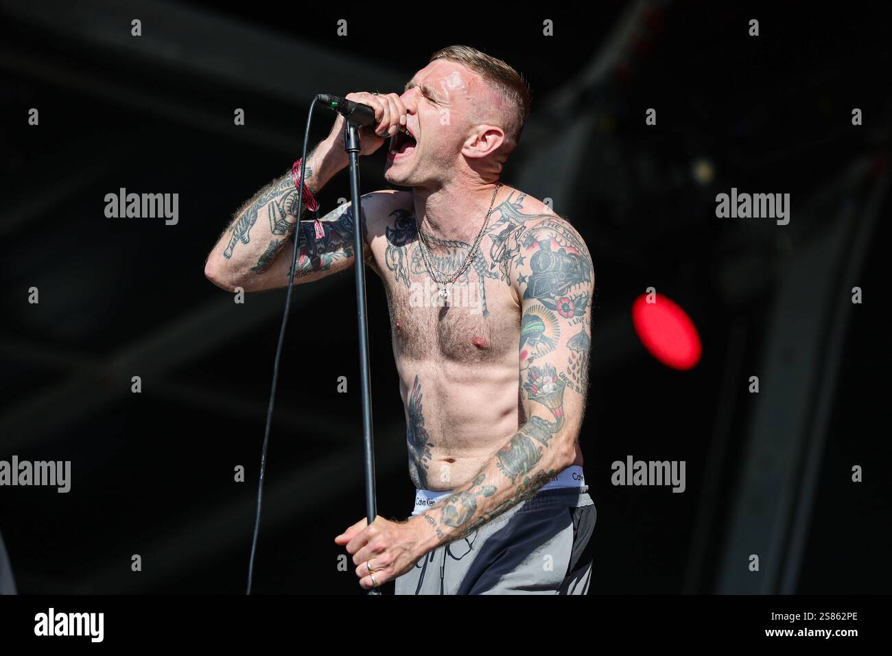 Clisson (Francia nord-occidentale), 29-30 giugno 2024: rock festival HellFest 2024, band High Vis sul palco Foto Stock