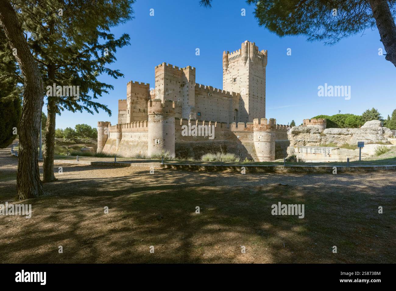 Castello di la Mota o Castillo de la Mota, Medina del campo, provincia di Valladolid, Castiglia e León, Spagna. Foto Stock