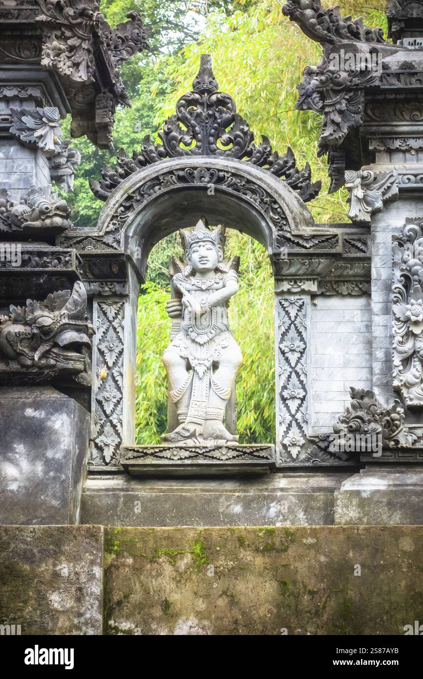 Un'immagine di una statua indù a Bali, Indonesia Foto Stock