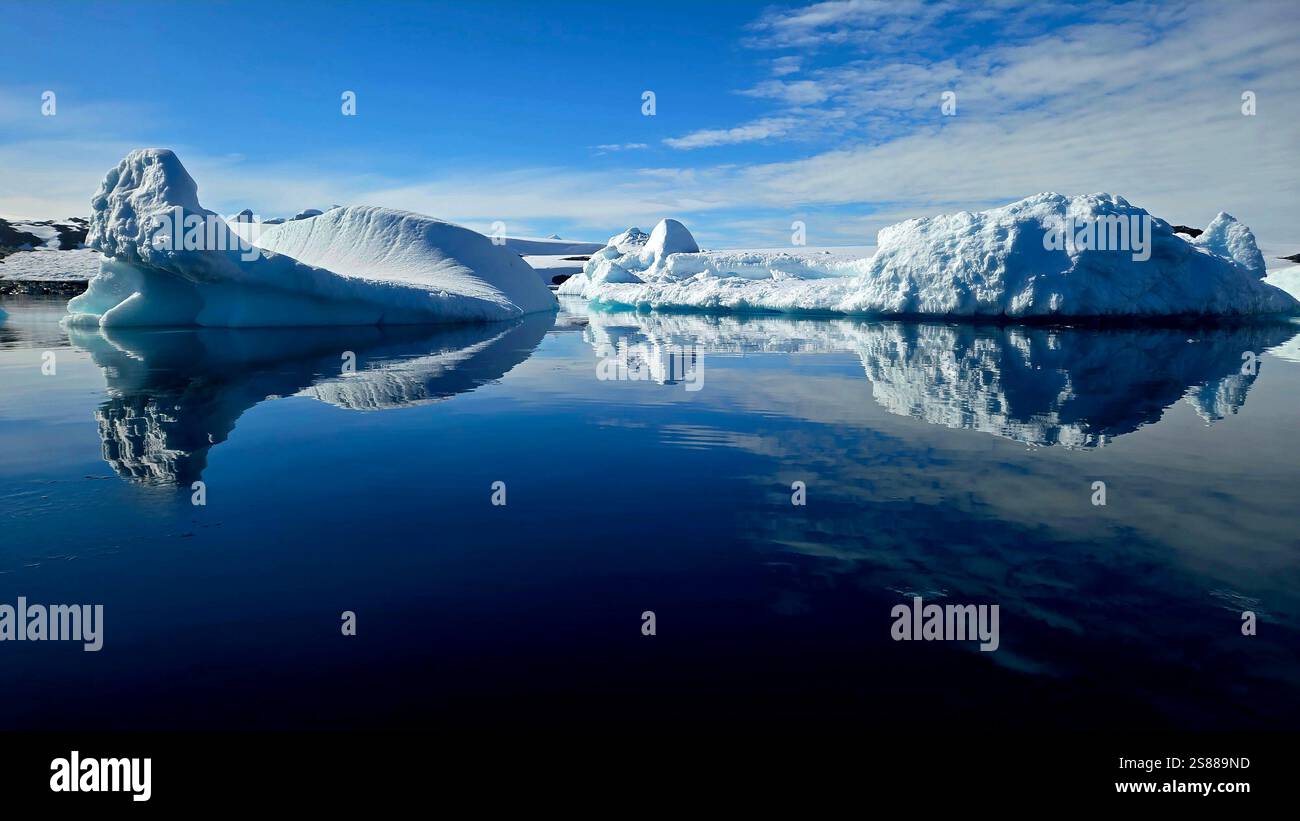 Iceberg dell'Antartide - Immagine stock catturata con smartphone