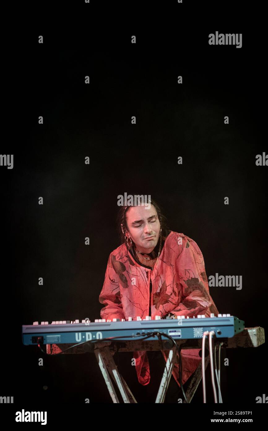 Clothing Club live in concerto al VolumeVillage, Aarhus, Danimarca Foto Stock