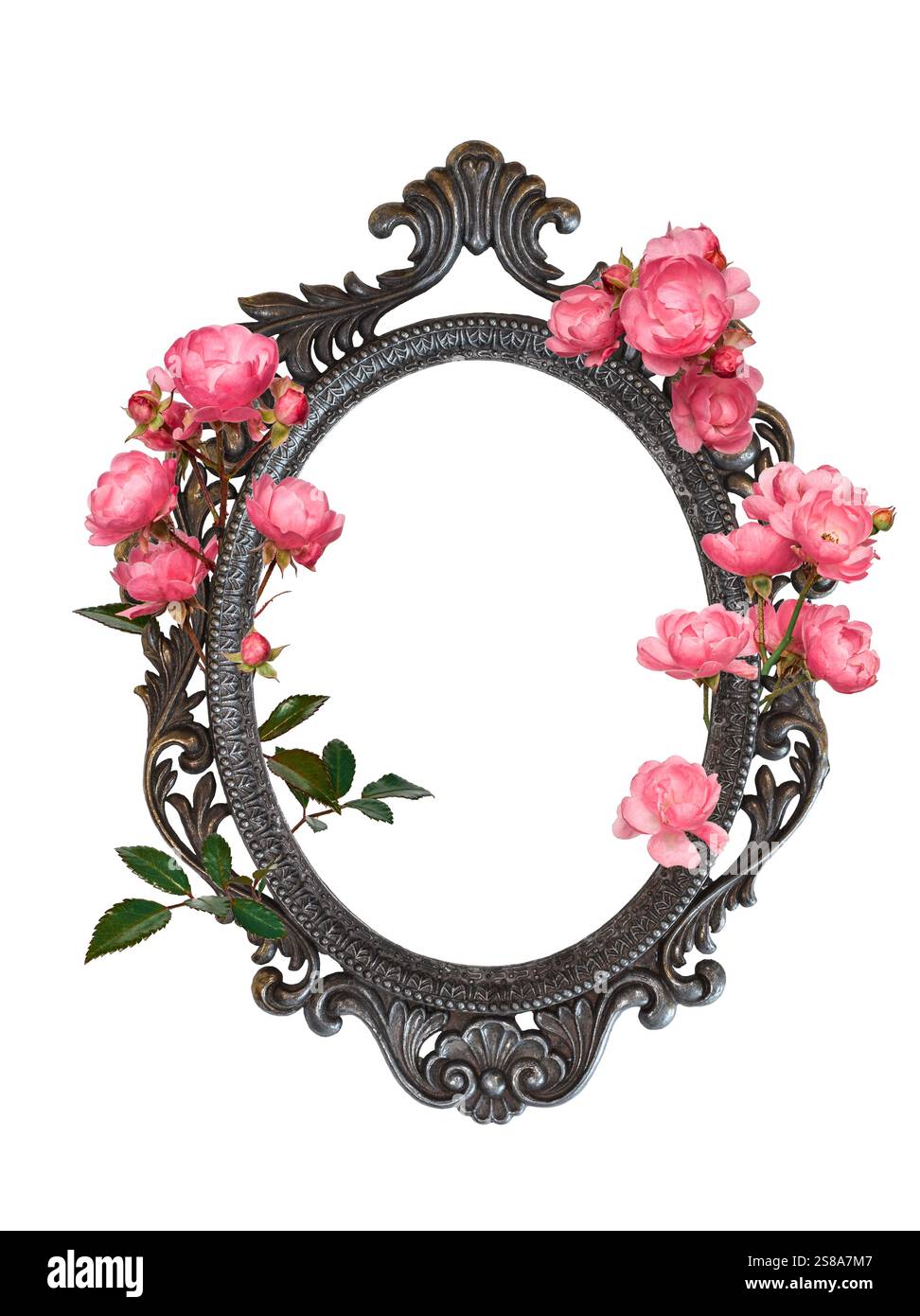 Struttura in metallo decorata in stile barocco con intaglio isolato di rose rosa in fiore intrecciate Foto Stock