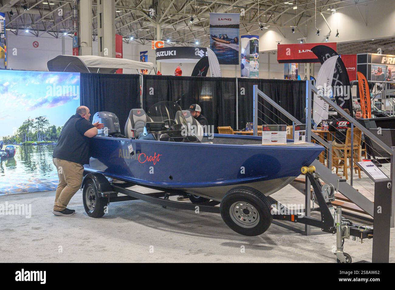 Toronto, ON, Canada – 18 gennaio 2025: Veduta del 67° Toronto International Boat Show at the Exhibition Place. Foto Stock
