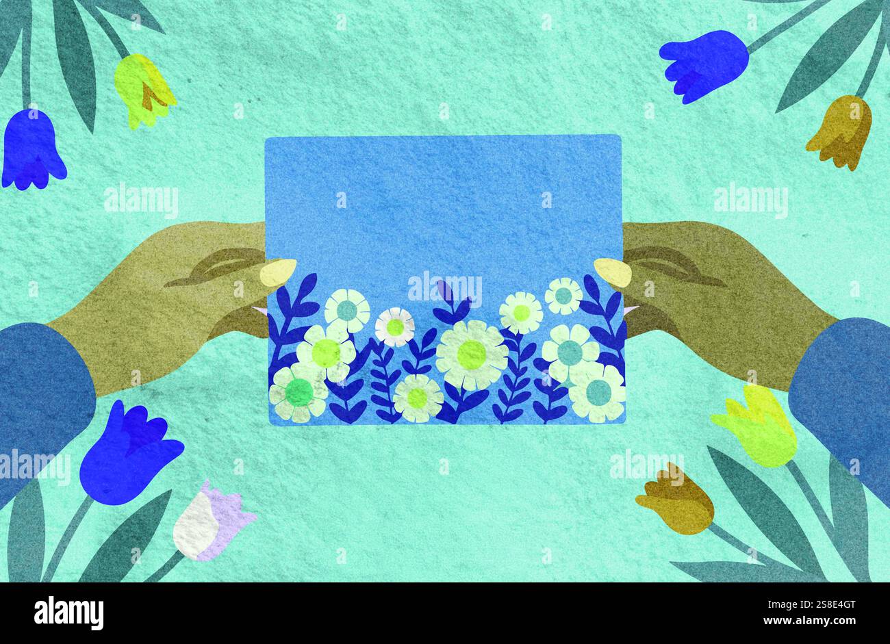 Le mani tengono delicatamente in mano un biglietto con vivaci fiori primaverili su un morbido sfondo blu. Il design mostra vari fiori, catturando l'essenza Foto Stock