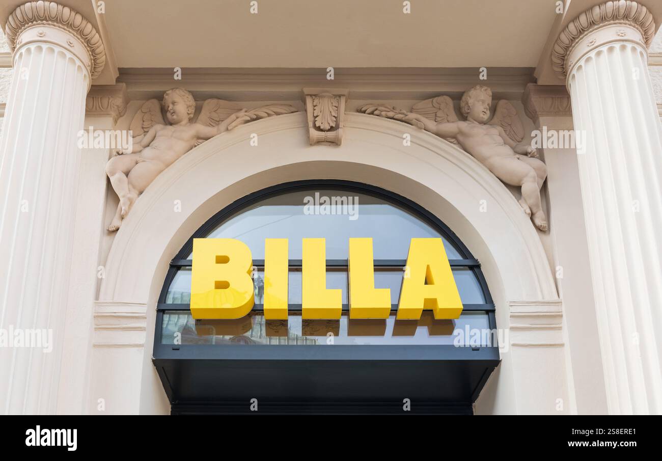 Cartello della catena di supermercati Billa a Vienna, Austria Foto Stock