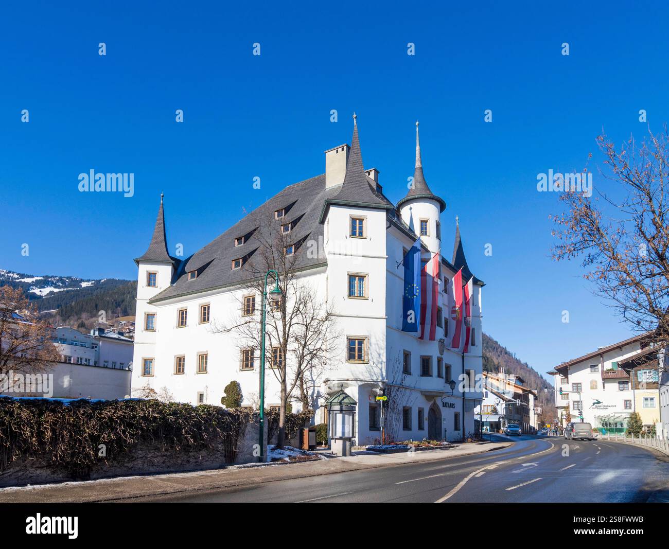 Castello di Rosenberg, oggi municipio di Zell am SEE Pinzgau Salisburgo Austria Foto Stock