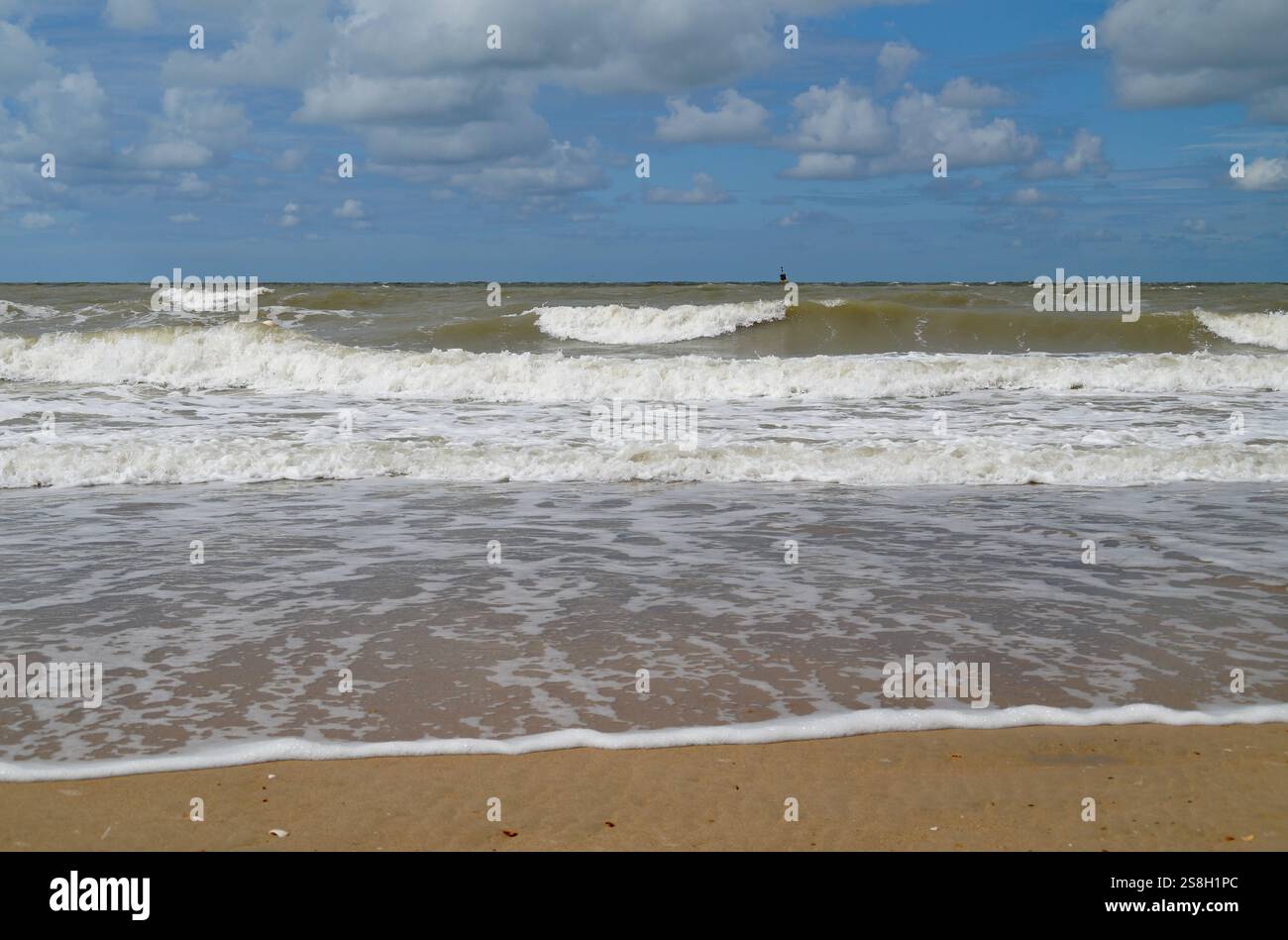 La pittoresca linea costiera del Mare del Nord a Ostenda Belgio (Ostenda, Belgio) Foto Stock La pittoresca linea costiera del Mare del Nord a Ostenda Belgio (Ostenda, Belgio) Foto Stock