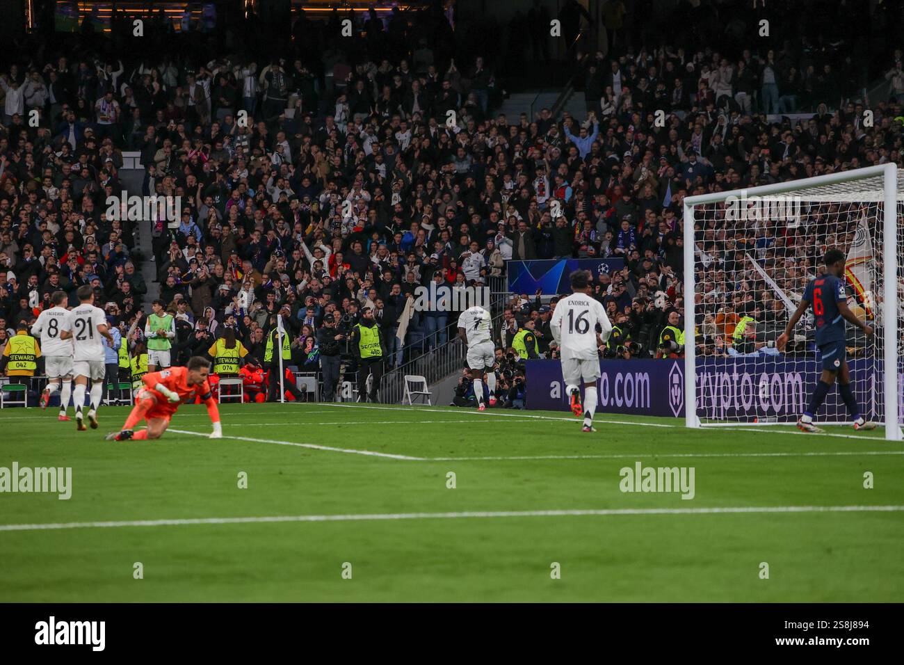 Madrid, Spagna. 22 gennaio 2025. UEFA Champions League 7 tra il Real Madrid e Salisburgo allo stadio Santiago Bernabeu di Madrid. Risultato finale: Real Madrid 5 - Salisburgo 1. Crediti: D. Canales Carvajal/Alamy Live News Foto Stock