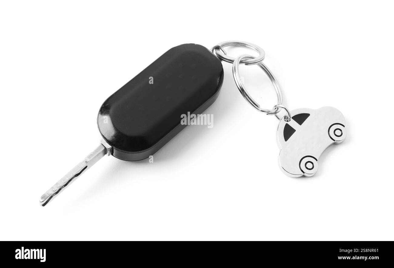 Chiave per auto con portachiavi isolato sul bianco, vista dall'alto. Comprare auto Foto Stock