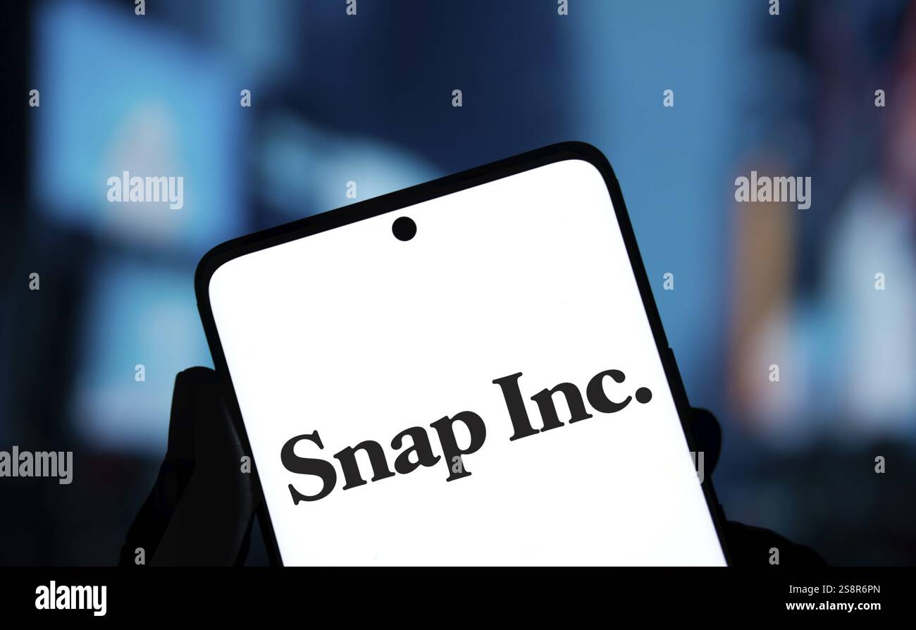 Il logo SNAP inc viene visualizzato sullo smartphone. Snap Inc è un'azienda tecnologica americana Foto Stock