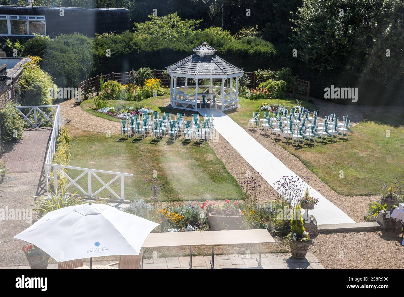 Allestimento giardino per matrimoni. Foto Stock