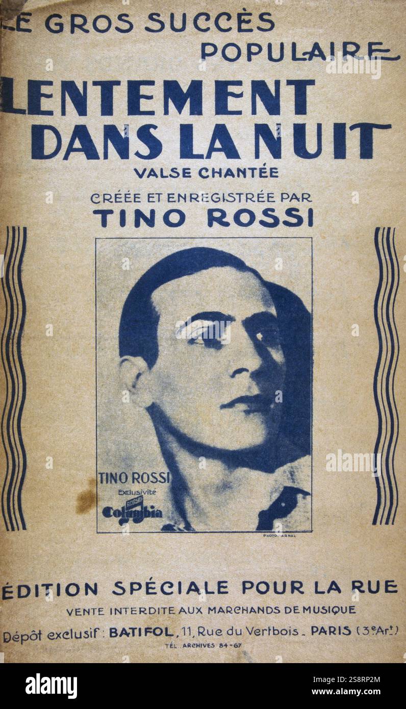 Canzone francese prenota per canzoni cantate dal cantante popolare Tino Rossi 'lentiment dans la nuit" 1939. Foto Stock