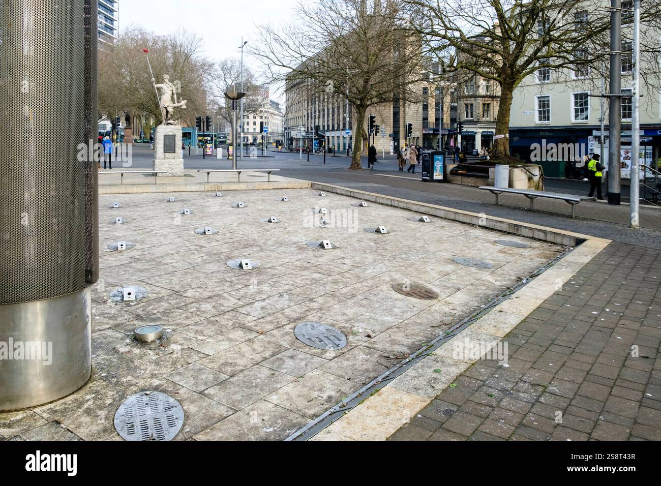 Le fontane ormai abbandonate nel centro di Bristol Foto Stock