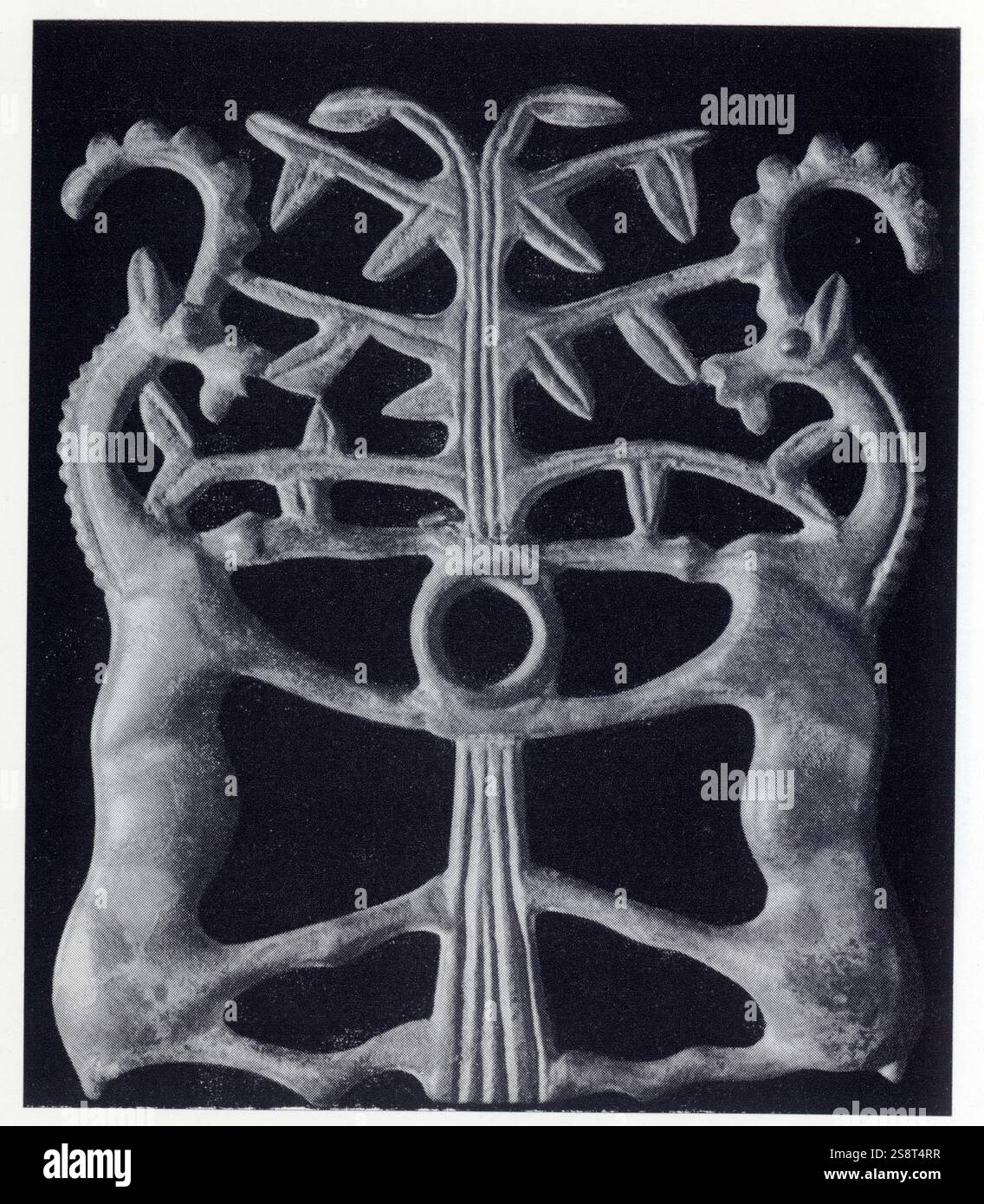 Targa di mors du Luristan. Bronzo. VIII-VIIe siècle avant J.C. Foto Stock
