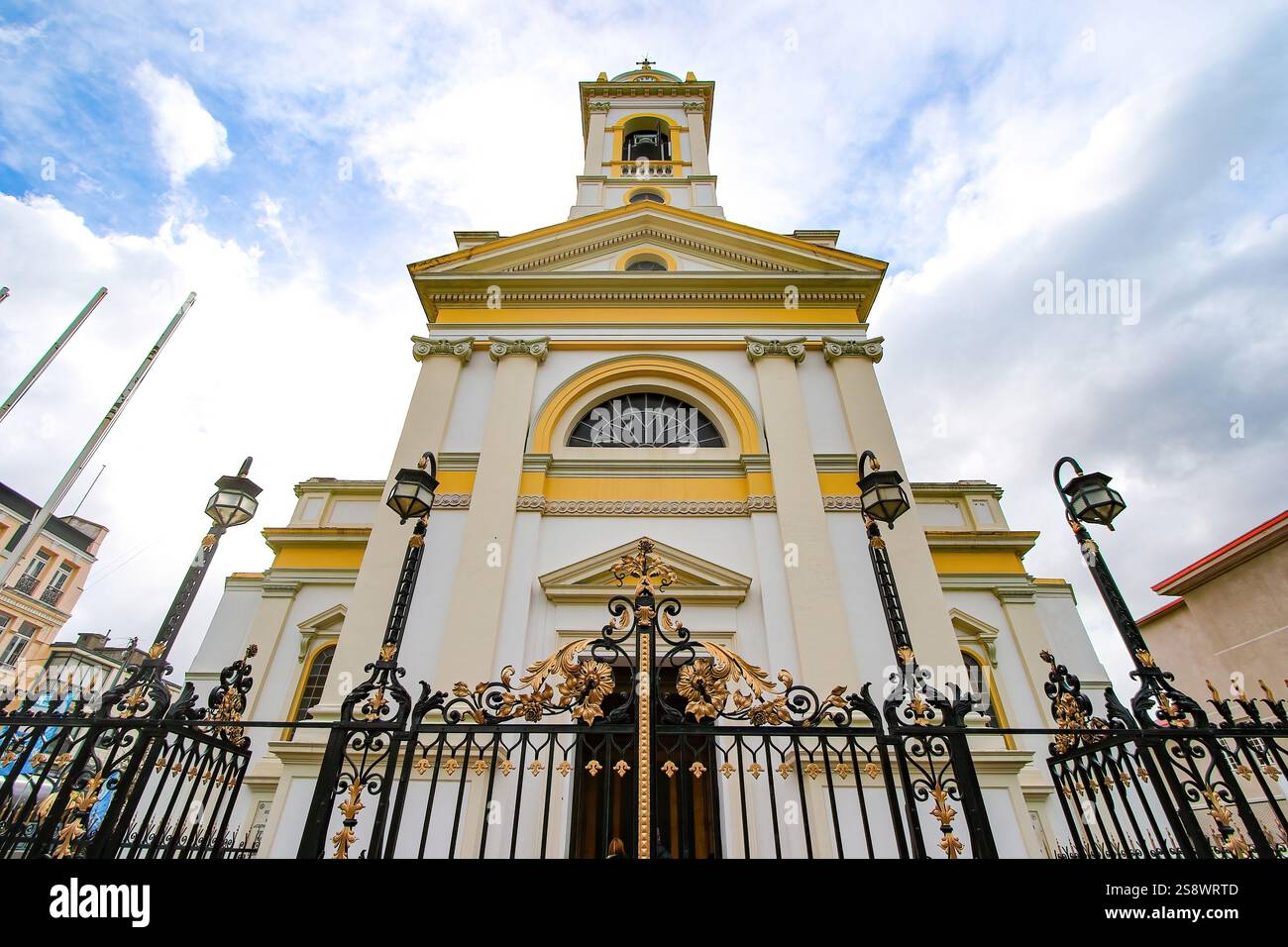 Cattedrale di Punta Arenas, la città più meridionale del Cile, situata nella regione di Magallanes lungo la costa dello stretto di Magellano Foto Stock