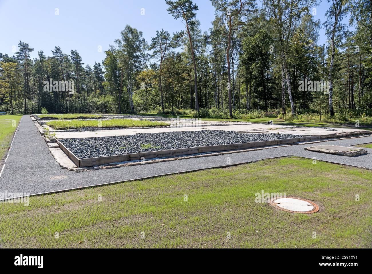 Aree livellate nel campo di prigionia di Bergen-Belsen, bassa Sassonia, Germania, Europa Foto Stock
