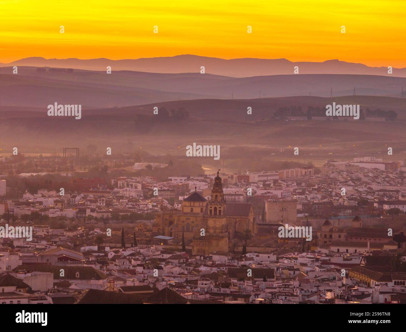 Vista ravvicinata dall'alto della moschea di Cordova, l'unico monumento medievale in Spagna Foto Stock