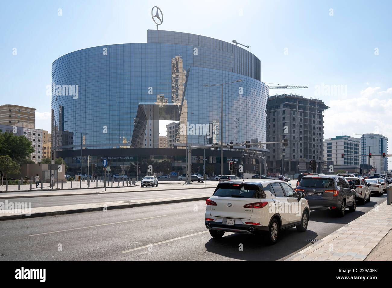 Doha, Qatar - 24 gennaio 2025: Musheireb Commercial Tower Doha Qatar Foto Stock