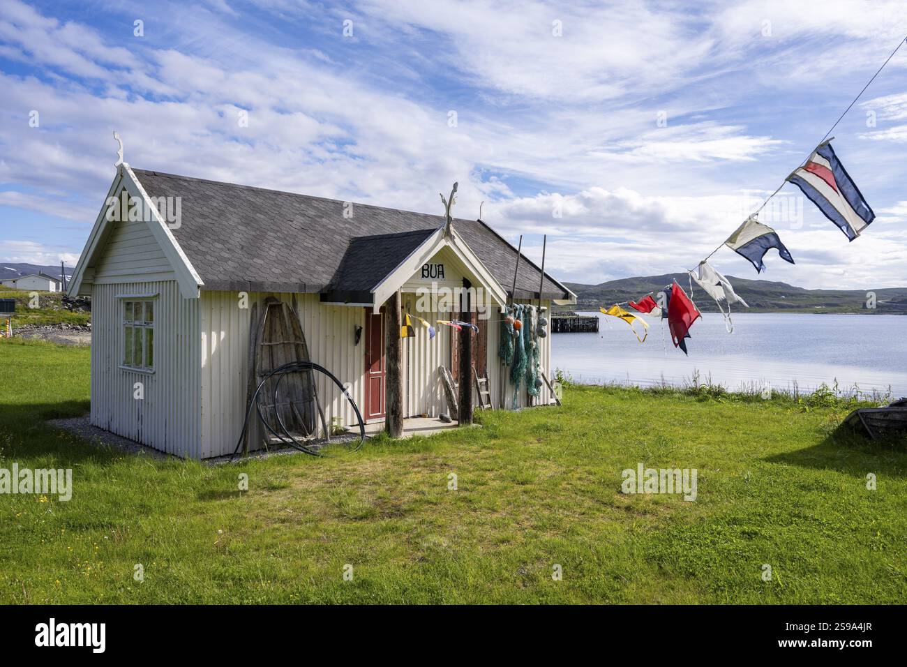 Capanna in legno a Kongsfjord, Penisola di Varanger, Finnmark, Norvegia, Europa Foto Stock