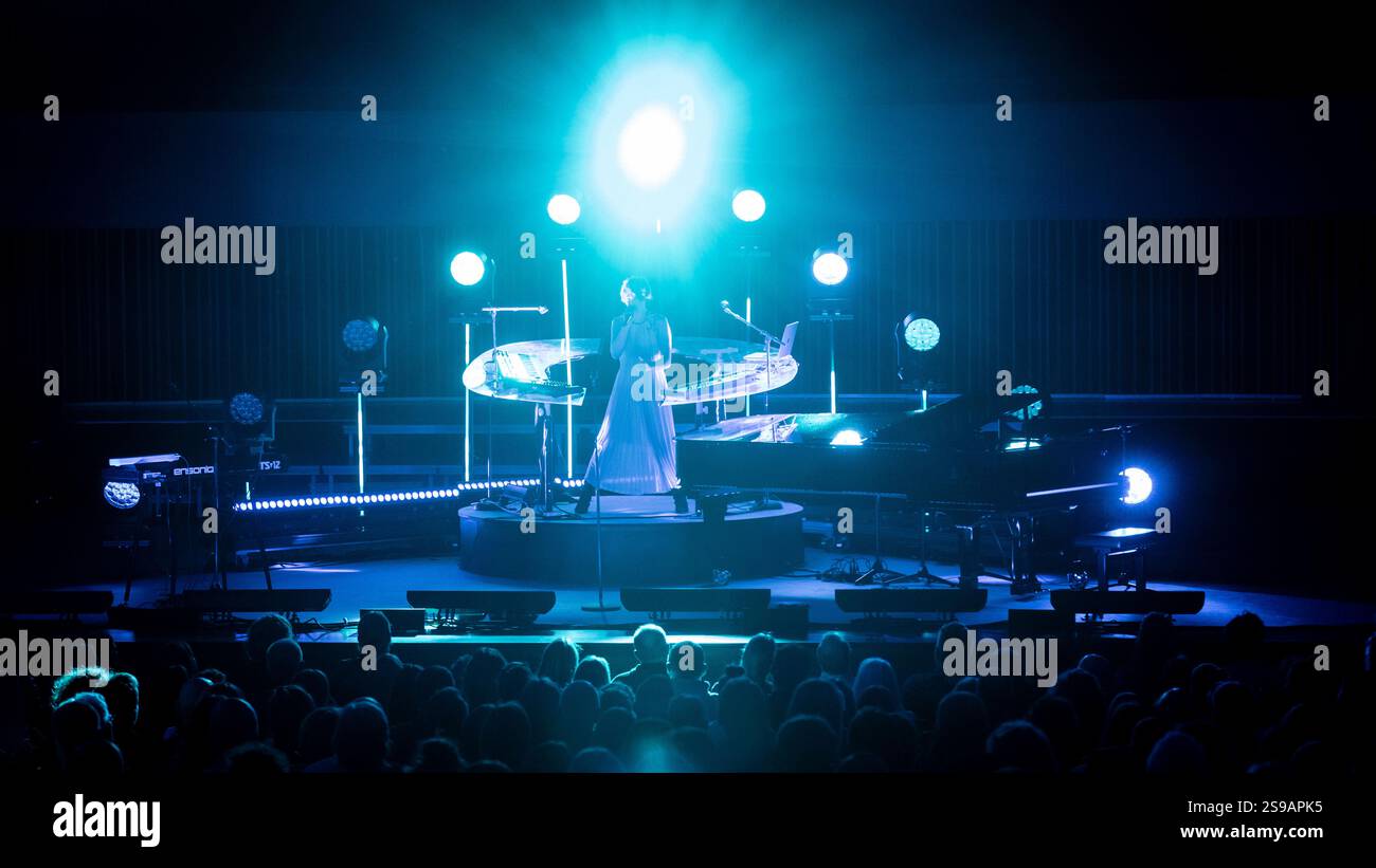 Lydmor live in concerto al Musikhuset, Aarhus, Danimarca Foto Stock