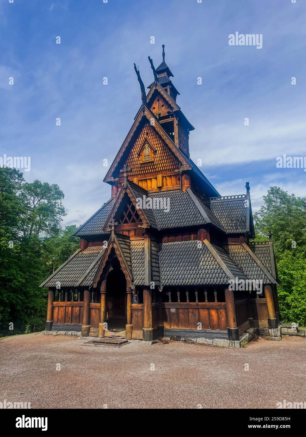 Torna indietro nel tempo al Museo del Folklore norvegese, dove prendono vita le ricche tradizioni e il patrimonio della Norvegia. Foto Stock