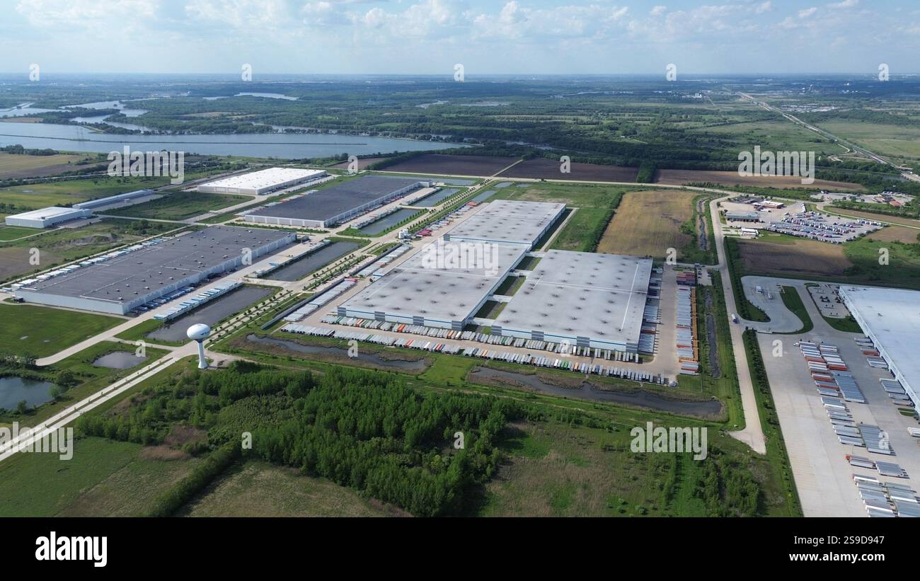 Parcheggio, magazzino, logistica, stoccaggio, trasporto, distribuzione, catena di approvvigionamento Foto Stock