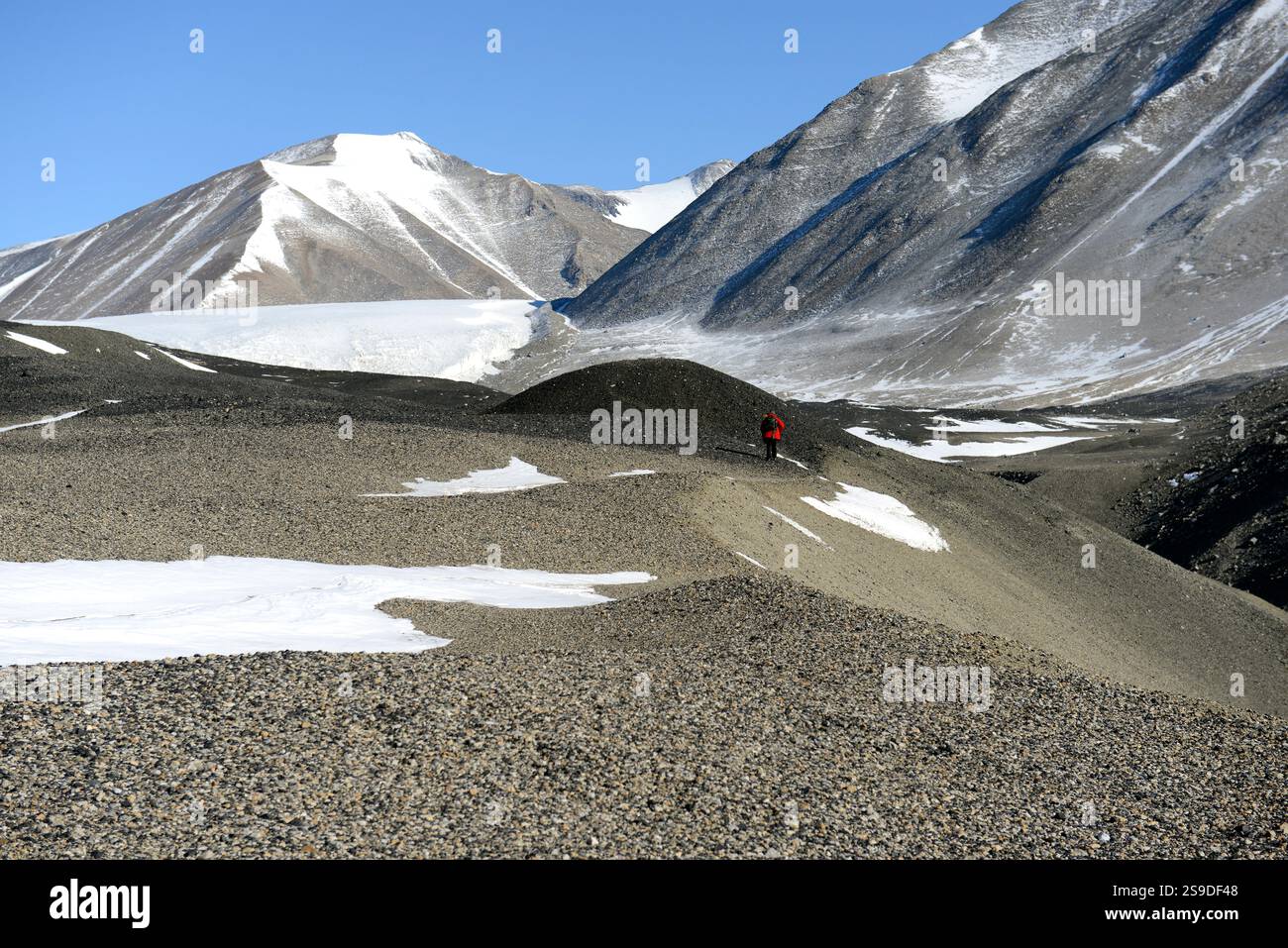 Moraine e depositi fluviali nella Garwood Valley, McMurdo Dry Valleys, Antartide Foto Stock