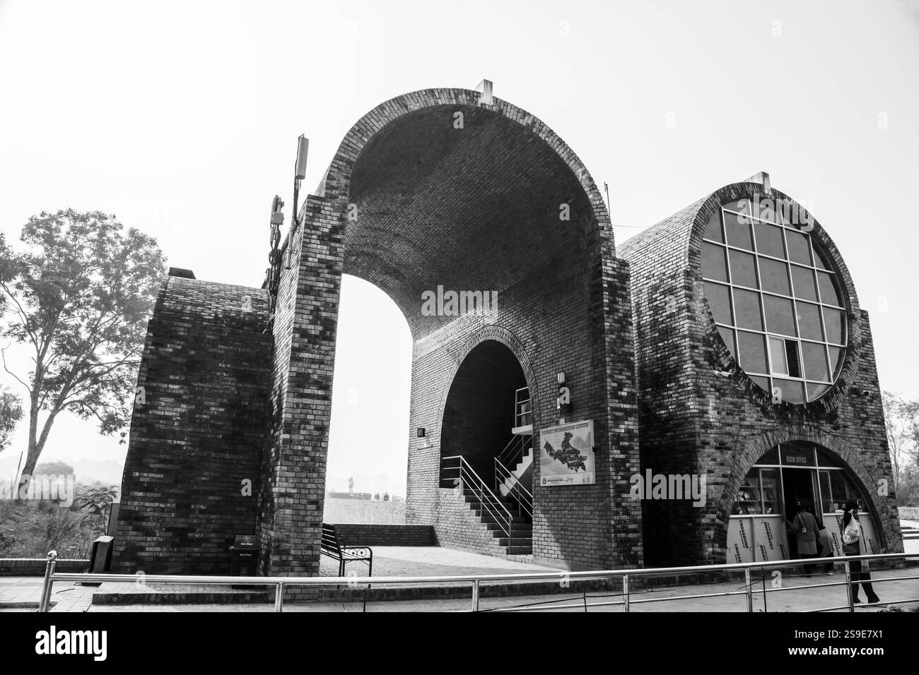 Lumbini è il luogo di nascita del Buddha. Oggi, Lumbini si trova in Nepal e insieme al circuito buddista Bodh Gaya, Sarnath e Kushinagar. 21/12/24 Foto Stock