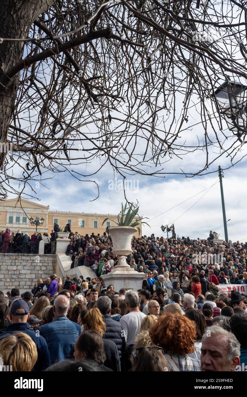 Grande manifestazione che sostiene la giustizia in caso di incidente mortale a tempi, che ha causato la morte di 57 persone. Foto Stock
