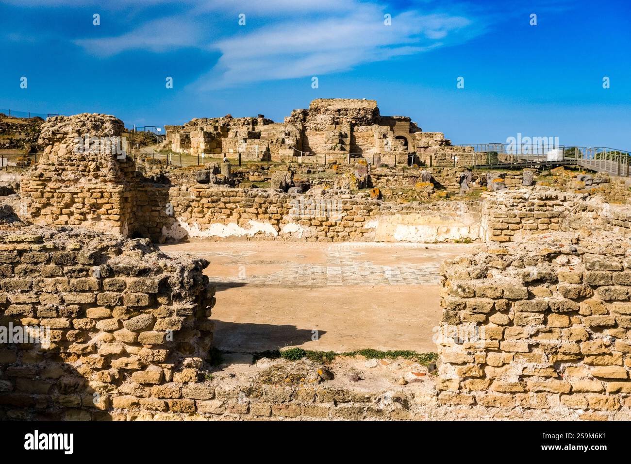 Rovine del sito archeologico di Nora, un'antica città pre-romana e romana. Pula Sardegna Italia FB 2024 1678 Foto Stock