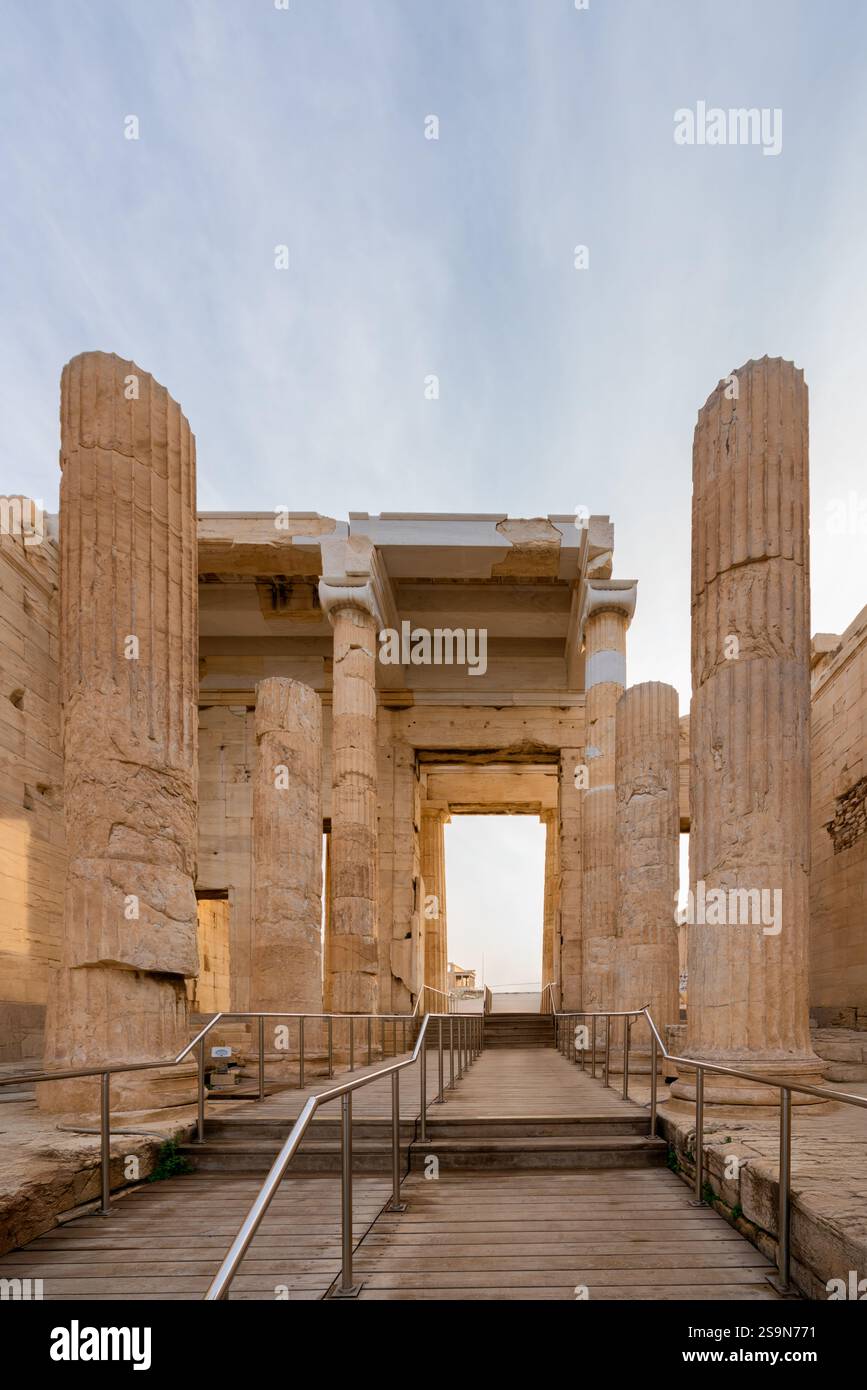 Acropoli di Atene e ingresso al Partenone in Grecia Foto Stock