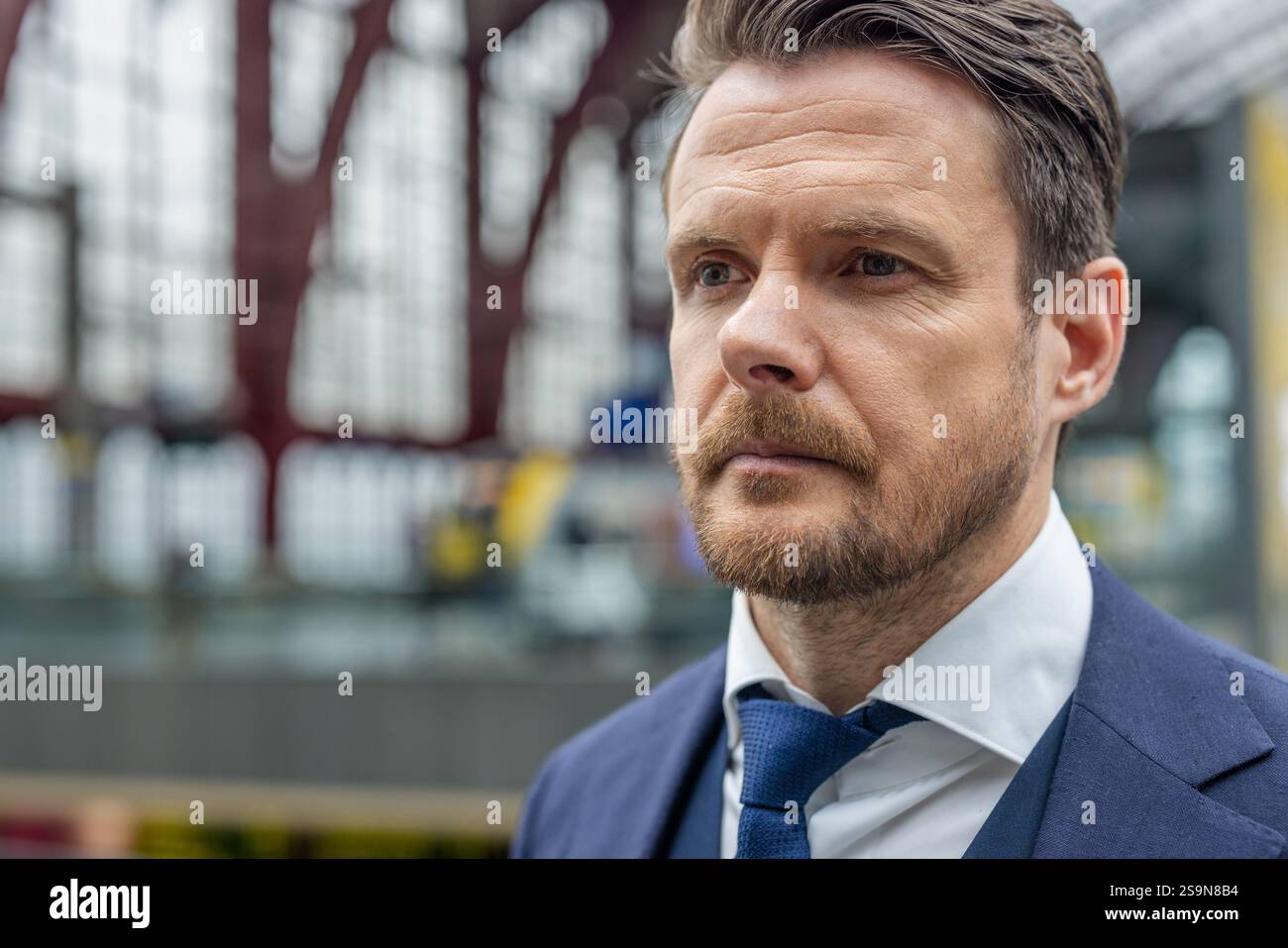 visione esecutiva, leadership mirata nell'ambiente urbano Foto Stock