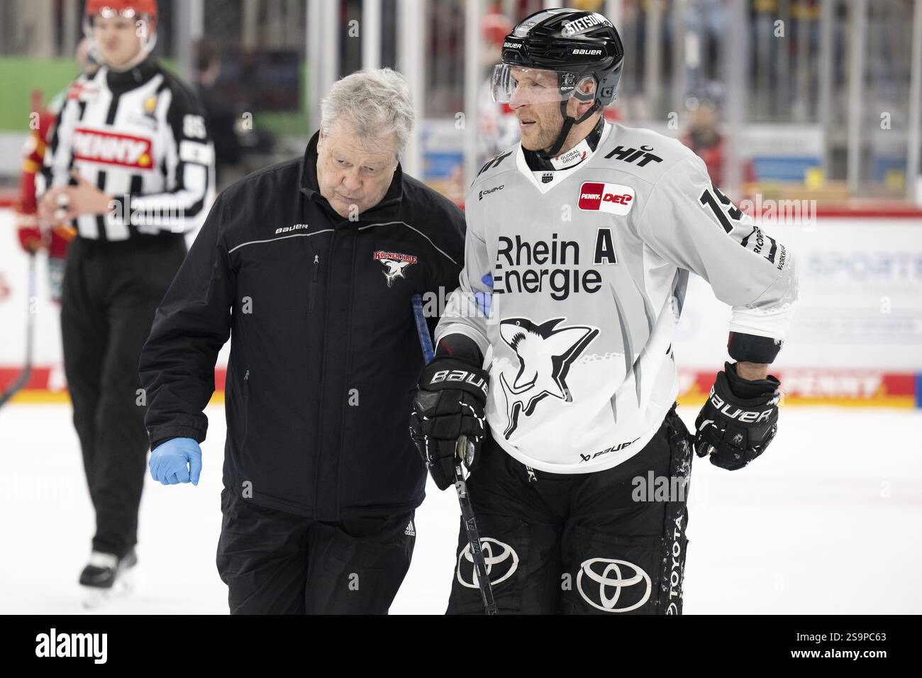 PSD Bank Dome, Duesseldorf, Renania settentrionale-Vestfalia, Frederik Storm (Koelner Haie, #19), PENNY DEL, Duesseldorfer EG- Koelner Haie su 24.01.2025 presso il Foto Stock