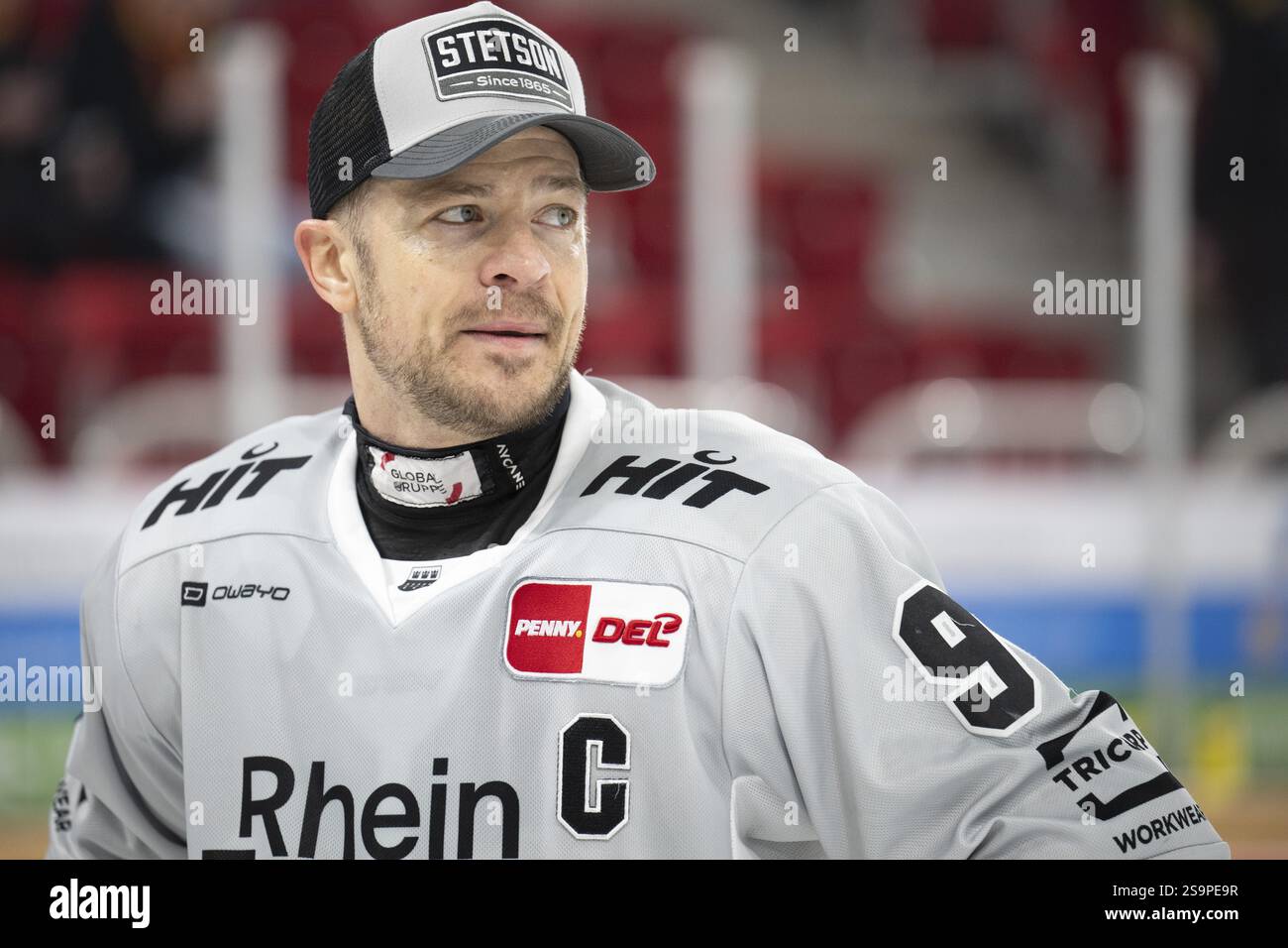 PSD Bank Dome, Duesseldorf, Renania settentrionale-Vestfalia, Moritz Mueller (Koelner Haie, #91), PENNY DEL, Duesseldorfer EG- Koelner Haie su 24.01.2025 presso il Foto Stock