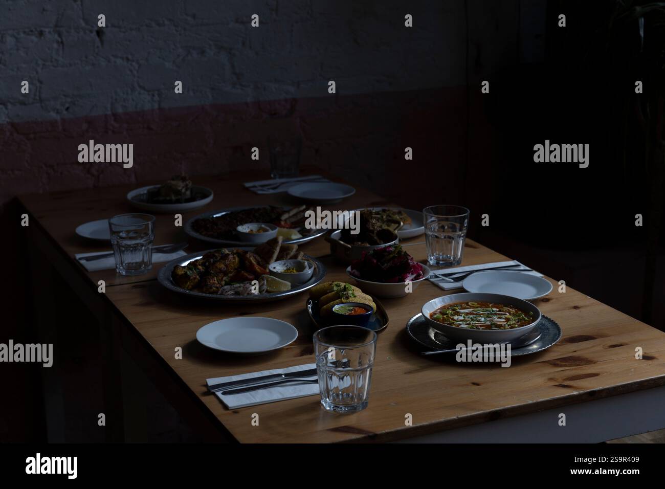 Nandine, un ristorante curdo a conduzione familiare a Camberwell, nel sud di Londra, ottobre 2024. Credito fotografico: Sam Foto Stock