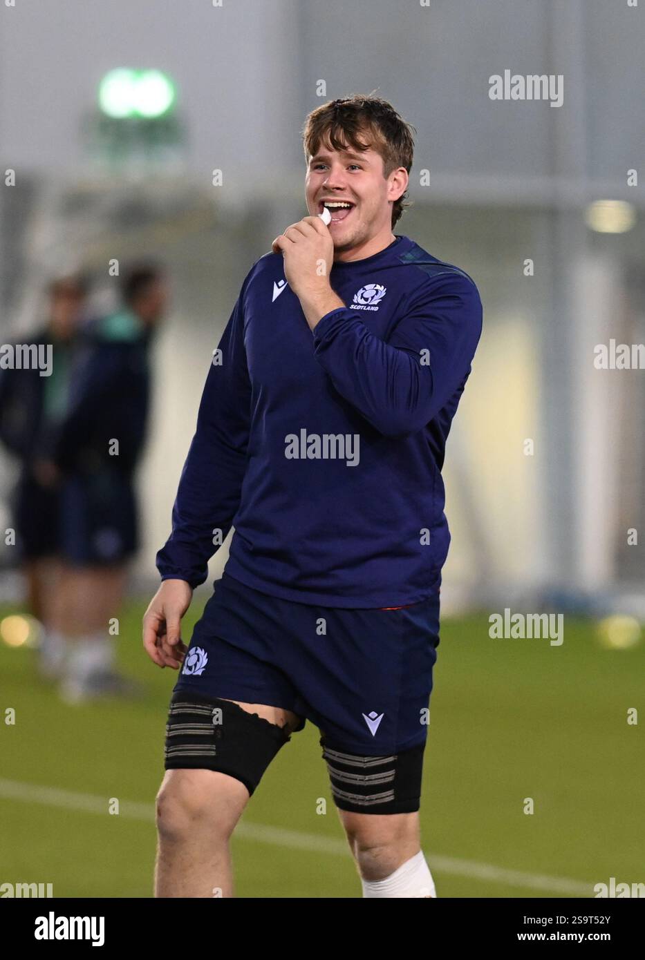 Oriam Sports Centre di Edimburgo. Scozia, Regno Unito. 27 gennaio 2025. Scozia U 20 sessione di allenamento di rugby in vista della FridayÕs partita contro Italia Scozia U20 membro della squadra Reuben Logan (Northampton Saints) figlio del favorito scozzese Kenny Logan . Crediti: eric mccowat/Alamy Live News Foto Stock Oriam Sports Centre di Edimburgo. Scozia, Regno Unito. 27 gennaio 2025. Scozia U 20 sessione di allenamento di rugby in vista della FridayÕs partita contro Italia Scozia U20 membro della squadra Reuben Logan (Northampton Saints) figlio del favorito scozzese Kenny Logan . Crediti: eric mccowat/Alamy Live News Foto Stock