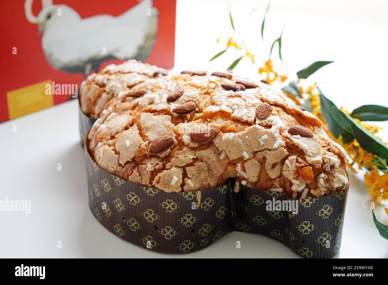Colomba Pasquale, tradizionale pane pasquale italiano Foto Stock