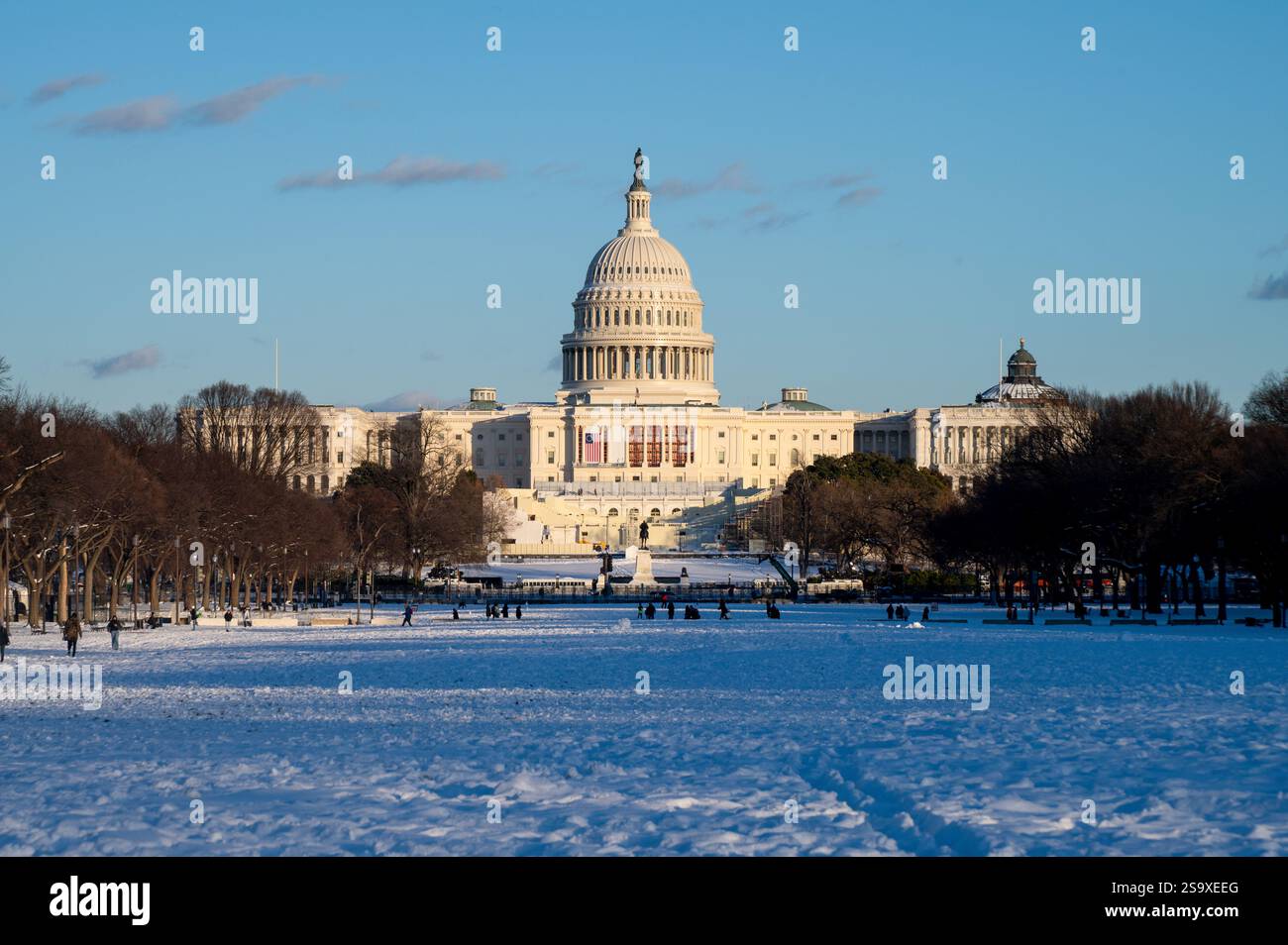 Campidoglio degli Stati Uniti dopo una tempesta di neve a Washington DC, Stati Uniti alla fine della giornata. Foto Stock