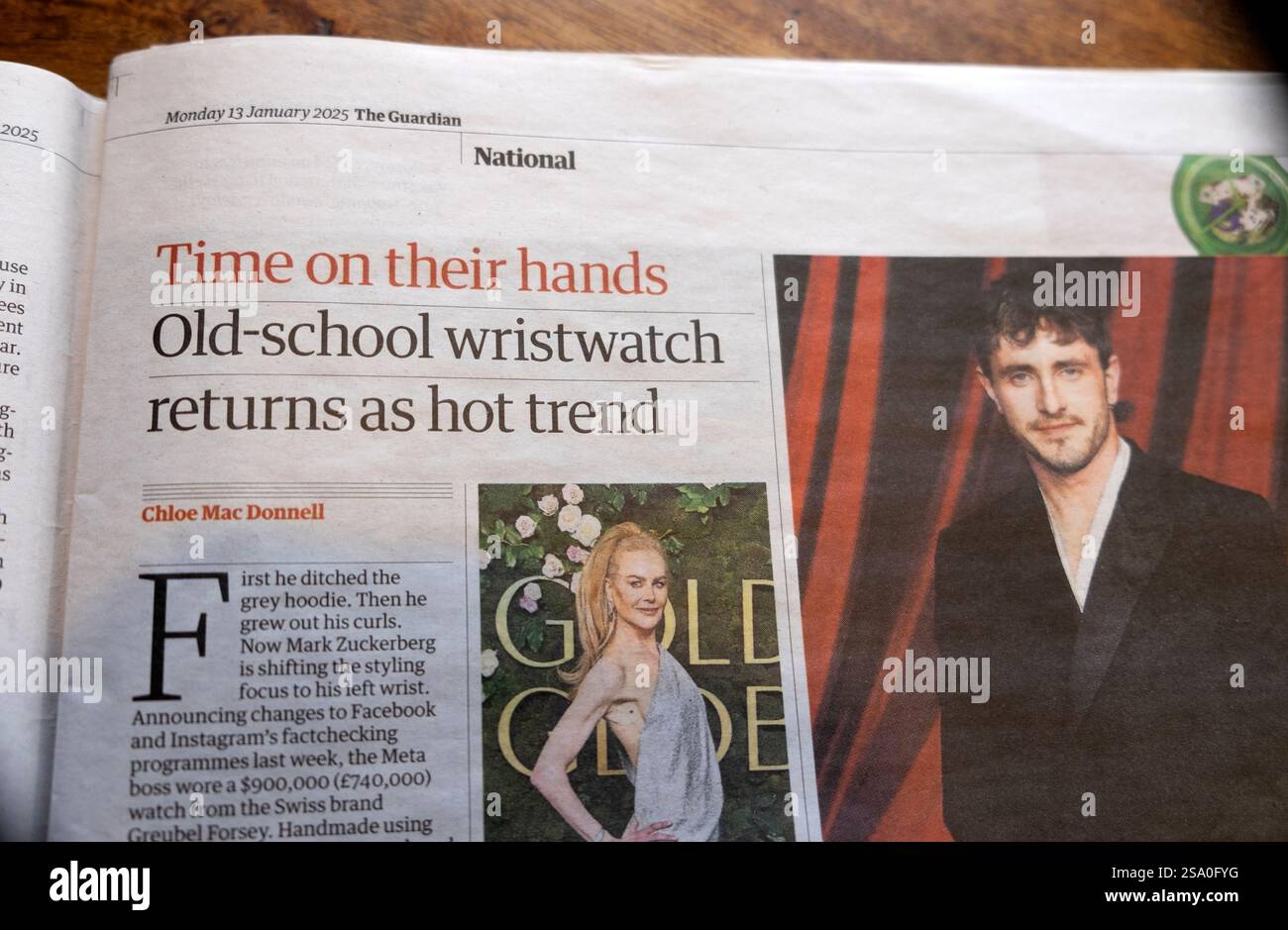 "L'orologio da polso Old-School ritorna come trend di tendenza" titolo del quotidiano The Guardian Paul Mescal Nicole Kidman fashion article 13 gennaio 2025 Londra Regno Unito Foto Stock