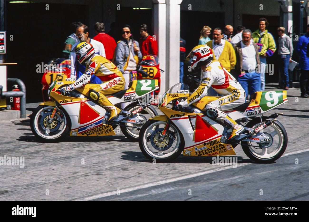 Reinhold Roth e Helmut Bradl Germany, HB-Racing-Team di Dieter Stappert, Motorcycle World Championship 1990, Honda NSR 250, Class 250 ccm, Grand PRI Foto Stock