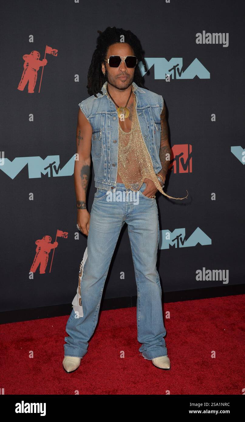 Lenny Kravitz arriva agli MTV Video Music Awards 2019 al Prudential Center il 26 agosto 2019 a Newark, New Jersey Foto Stock