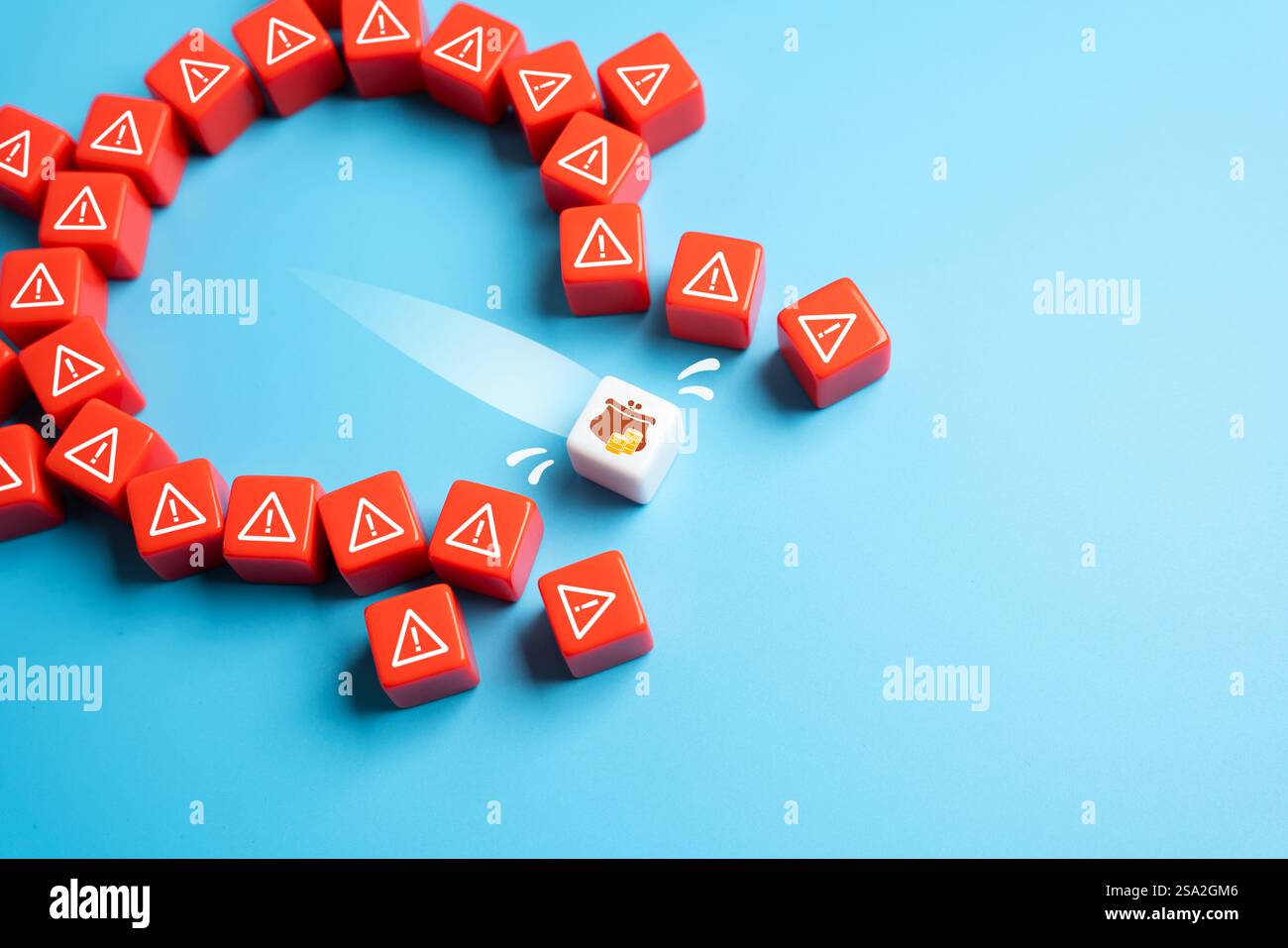 Risparmia sull'inflazione e sulle perdite. Rischio di confisca. Sblocco dei beni. Criptovaluta ed e-wallet. Incertezza finanziaria Foto Stock