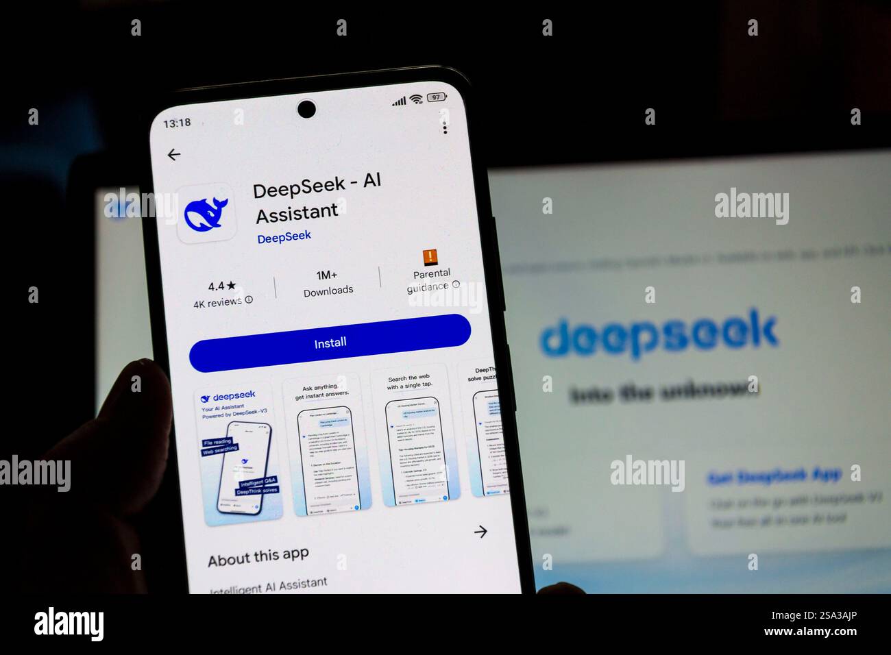 Hangzhou DeepSeek, società cinese di intelligenza artificiale, app open source per modelli in lingua larga, il 28 gennaio 2025 a Praga, Repubblica Ceca. Foto Stock